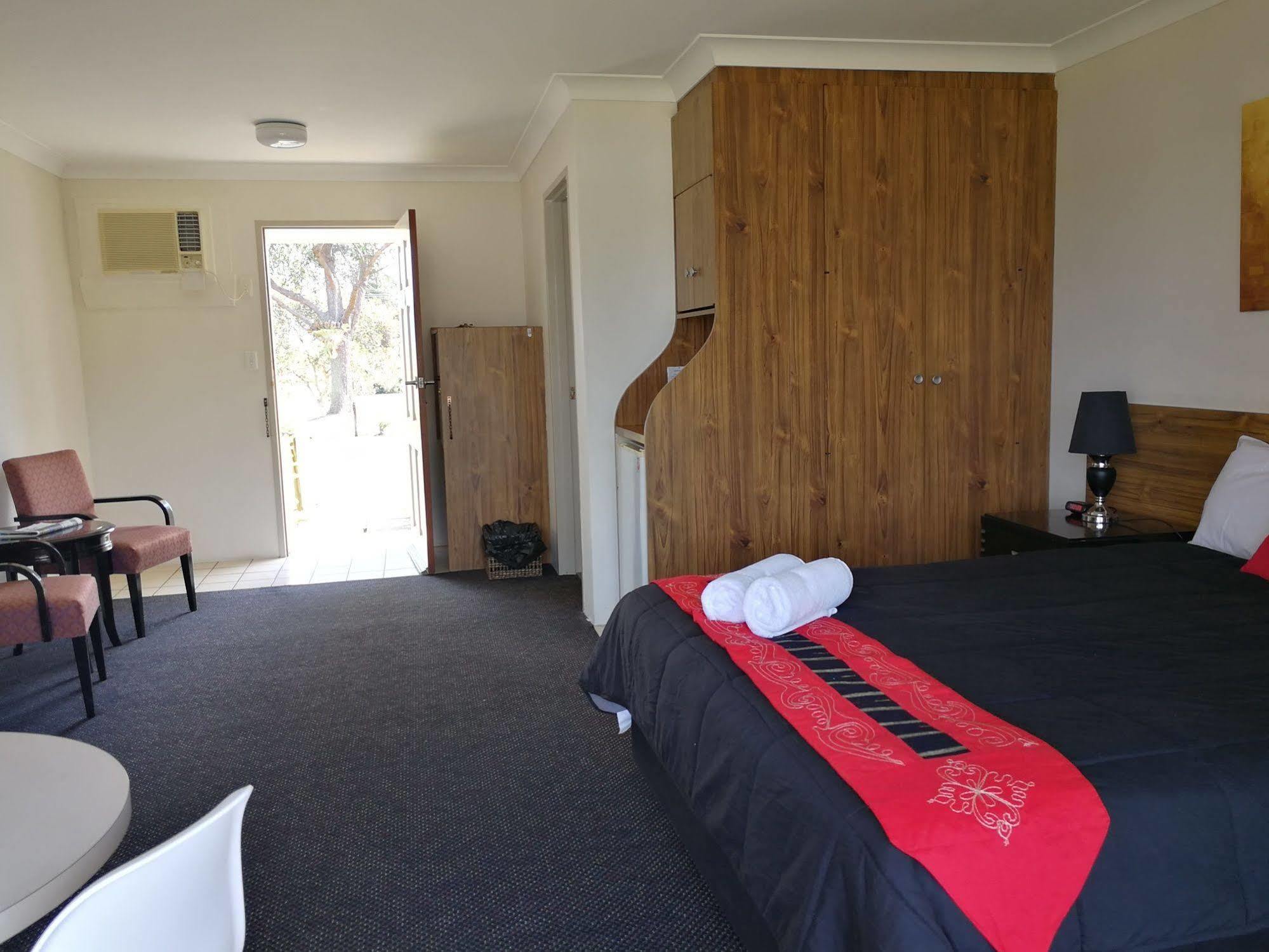 Motel Lakeside 3*
